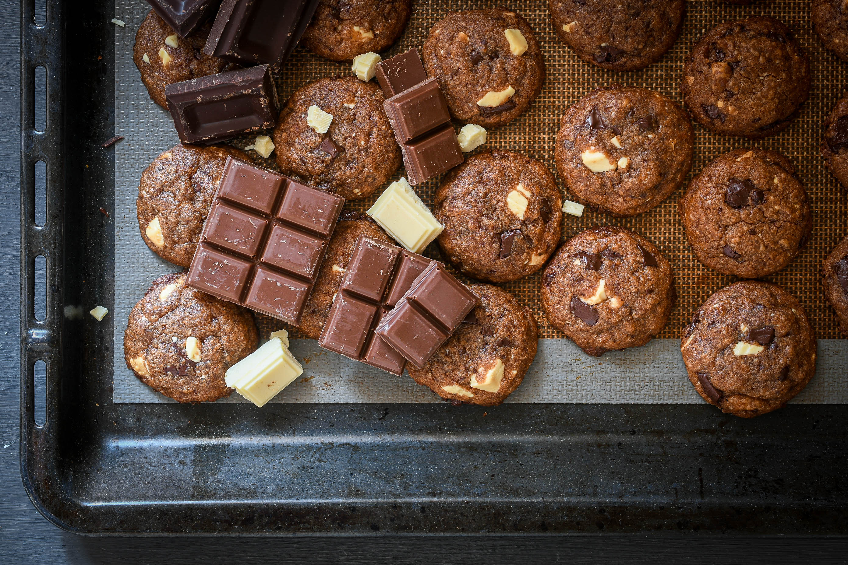 triple chocolate cookies