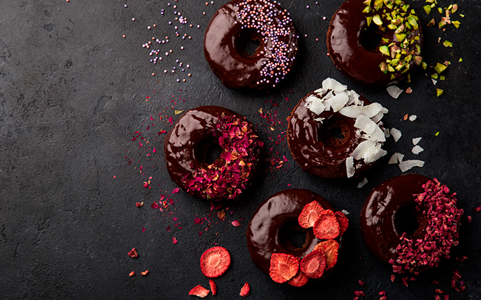 donuts caseros con chocolate decorados