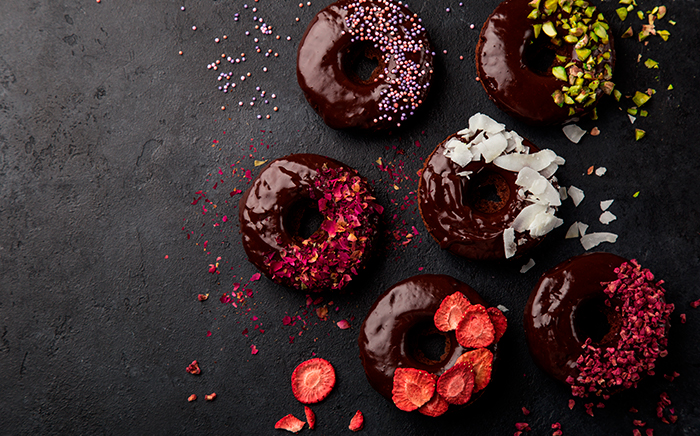 donuts caseros con chocolate decorados