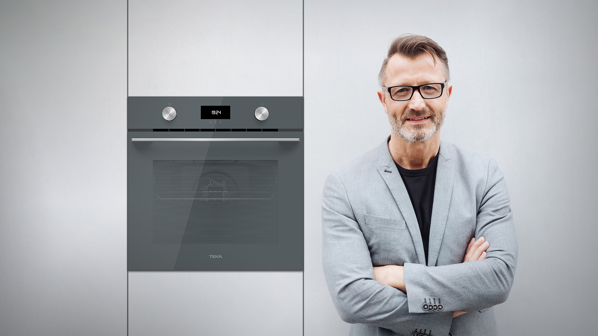 hombre adulto alado de un horno Teka