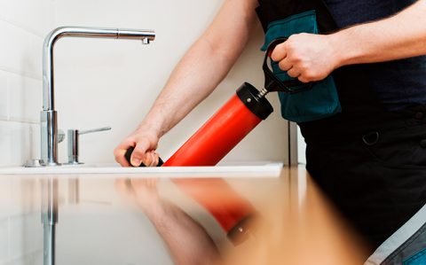 Cómo desatascar el fregadero de la cocina | Teka España