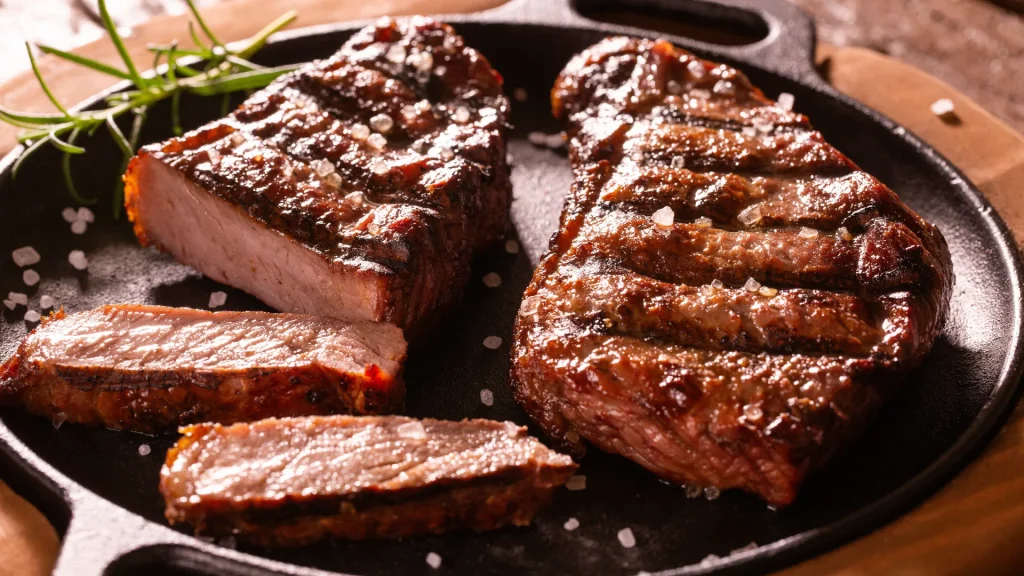 Cómo preparar bisteces de res